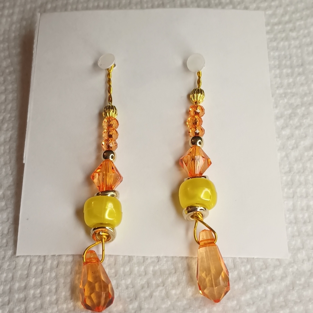 🎈3 for $10🎈Handcrafted Plastic Bead Dangle Earrings